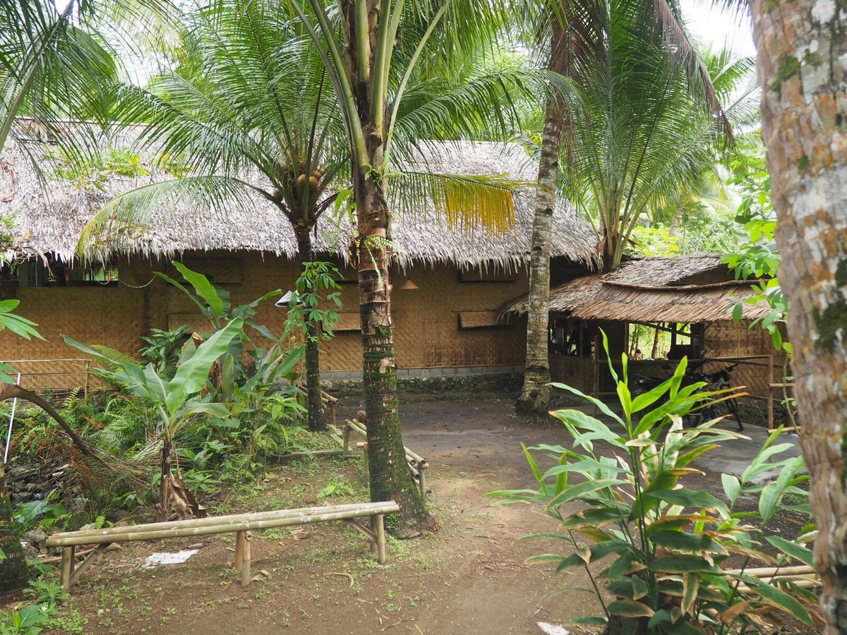 D'Jarwo House Hostel Batukaras Exterior photo